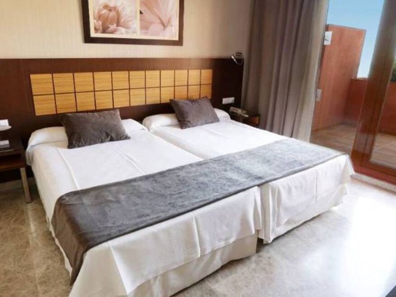 Hôtel Holiday World Polynesia 4* pas cher photo 3