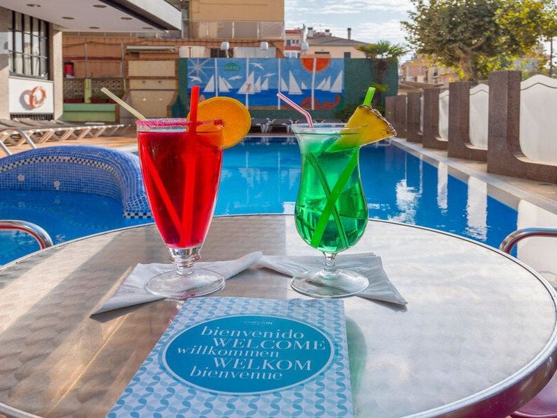 Hôtel Checkin Garbi 3*- Calella pas cher photo 20