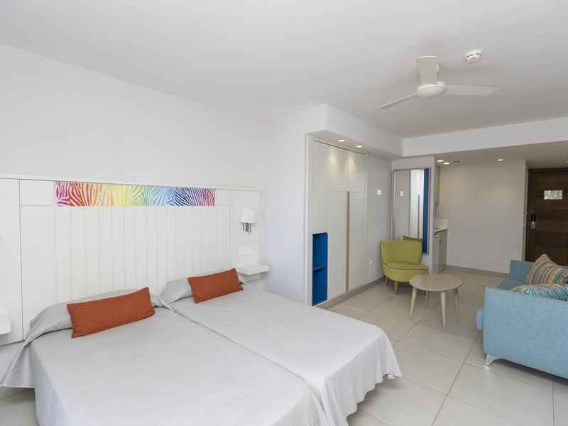 Hôtel LIVVO Veril Playa Hotel & Suites 3* pas cher photo 2