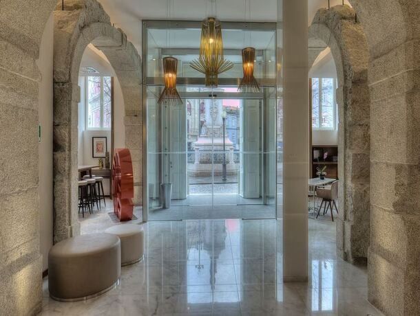 Hôtel NH Collection Porto Batalha 4* pas cher photo 1