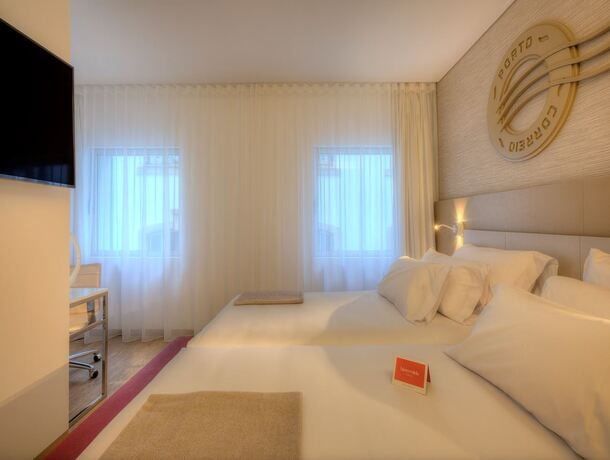 Hôtel NH Collection Porto Batalha 4* pas cher photo 4