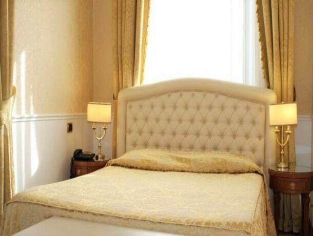 Hôtel Villa Pinciana 4* pas cher photo 3