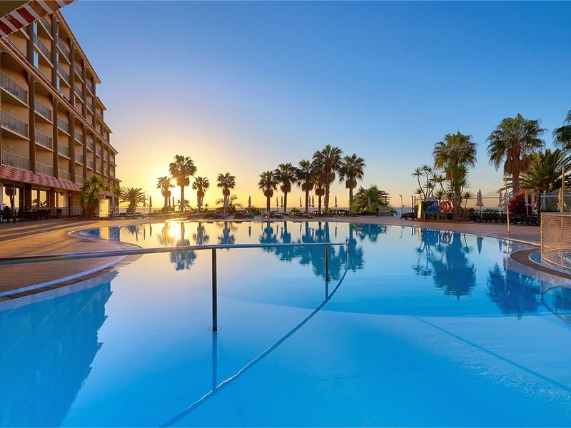 Hotel The Views Oasis 4* pas cher photo 1