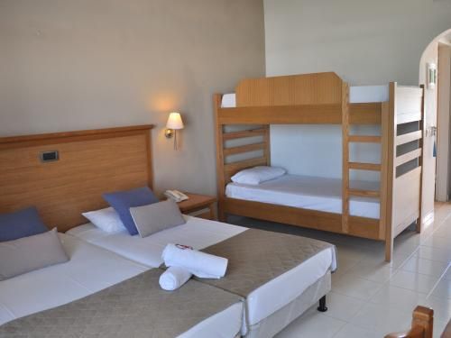 Hôtel Club Jumbo Cyprotel Faliraki 4* pas cher photo 11