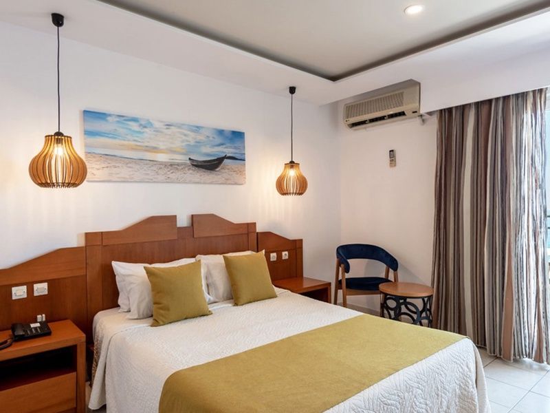 Hôtel Mediterraneo 4* pas cher photo 3