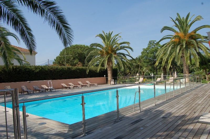 Hôtel La Madrague 3* (vols réguliers) pas cher photo 2