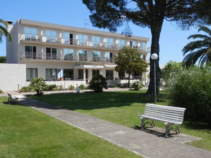 Hôtel La Madrague 3* (vols réguliers) pas cher photo 5