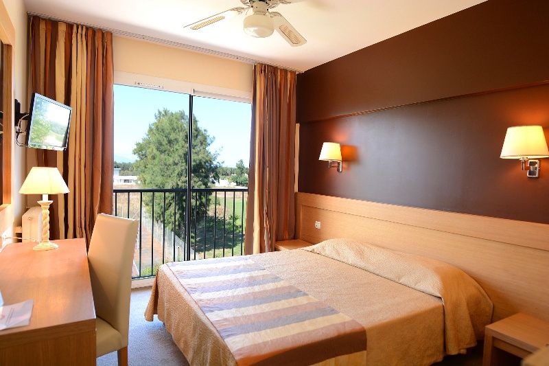 Hôtel La Madrague 3* (vols réguliers) pas cher photo 9