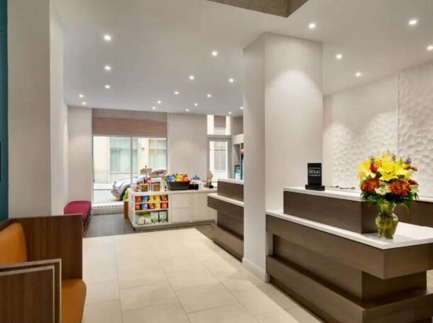Hôtel Hilton Garden Inn New York Times Square South pas cher photo 7