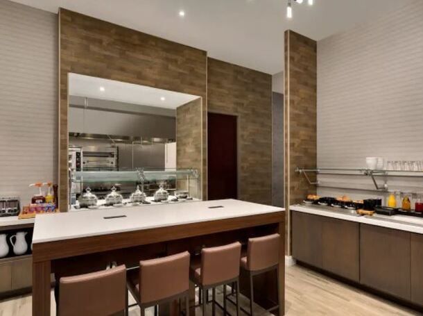 Hôtel Hilton Garden Inn New York Times Square South pas cher photo 15