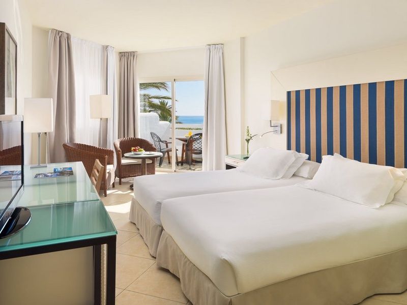 Hôtel H10 Estepona Palace 4* pas cher photo 3