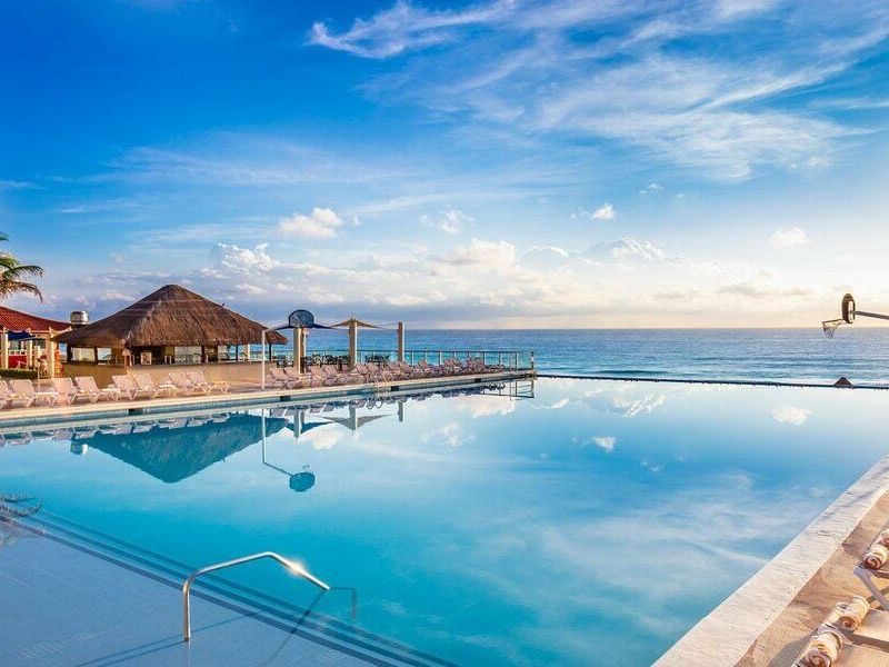 Hotel Crown Paradise Club 5* pas cher photo 1