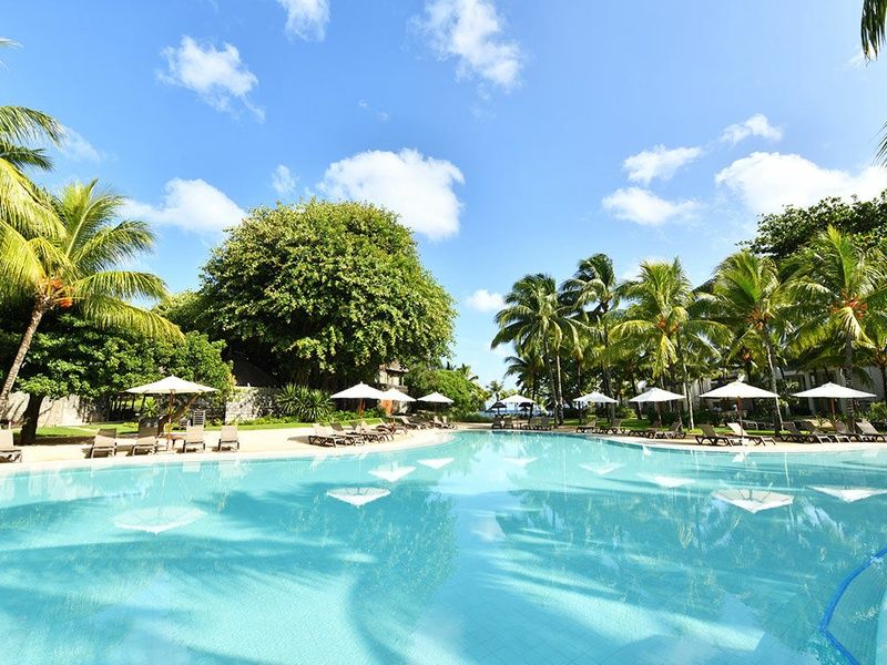 Hôtel Canonnier Beachcomber Golf Resort et Spa 4* pas cher photo 1