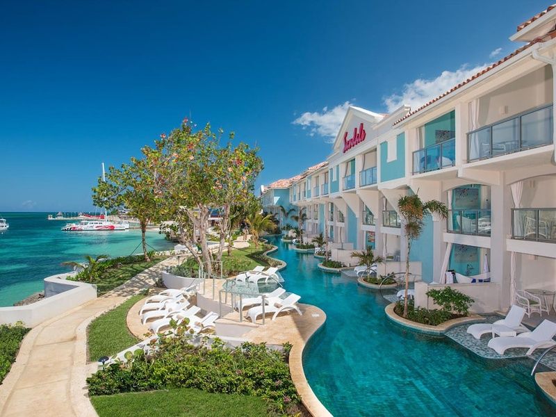 Sandals Montego Bay 5* pas cher photo 1