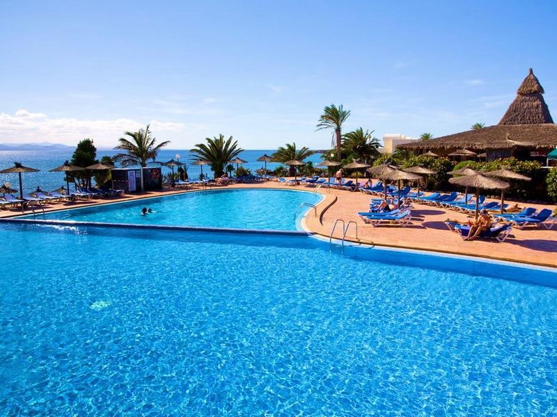 Hôtel ÔClub Experience SBH Royal Monica 3* pas cher photo 1