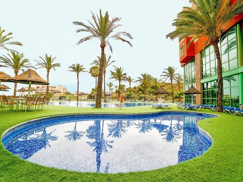 Hôtel Holiday World RIWO 4* pas cher photo 1