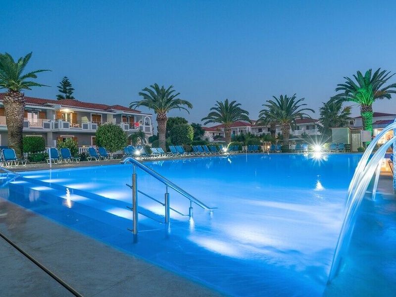 Hôtel Golden Sun Hotel 4* pas cher