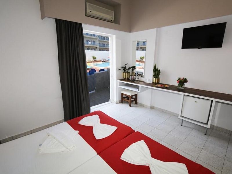 Hôtel Porto Plazza 3* (Adult Only +16) pas cher photo 3