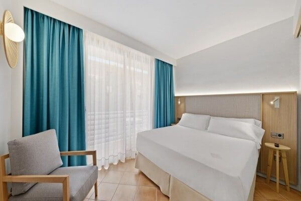 Club Ôclub Experience Occidental Cala Viñas 4* pas cher photo 3