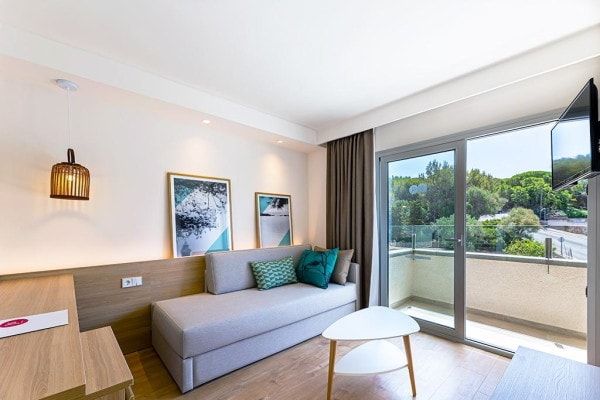 Hôtel JS Portolocom Suites 4* pas cher photo 9