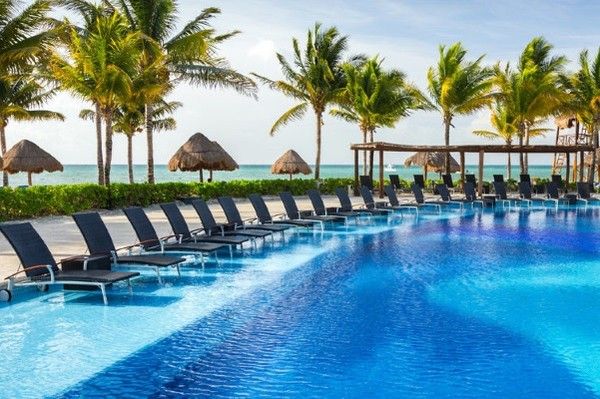 Club Coralia BlueBay Grand Esmeralda 5* pas cher photo 1