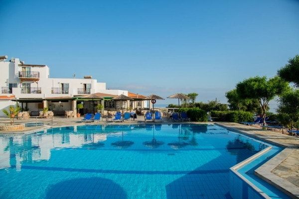 Hôtel Semiramis Village Hotel 4* pas cher photo 1