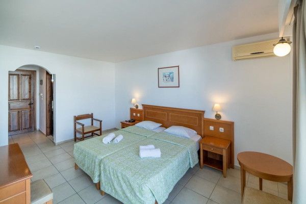 Hôtel Semiramis Village Hotel 4* pas cher photo 4