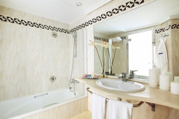 Hôtel H10 Conquistador 4* pas cher photo 7