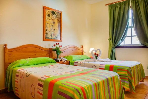 Hôtel Oasis San Antonio Appartements 3* pas cher photo 4