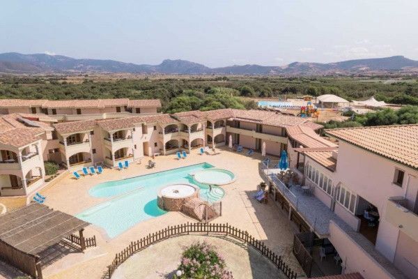 Hôtel Smart Club Baia Delle Mimose 4* pas cher photo 3