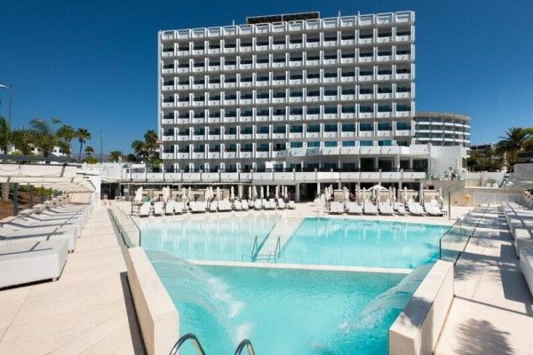 Hôtel Caserio 4* pas cher photo 1