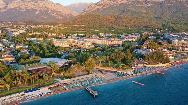 Hôtel Crystal De Luxe Resort et Spa 5* pas cher photo 1