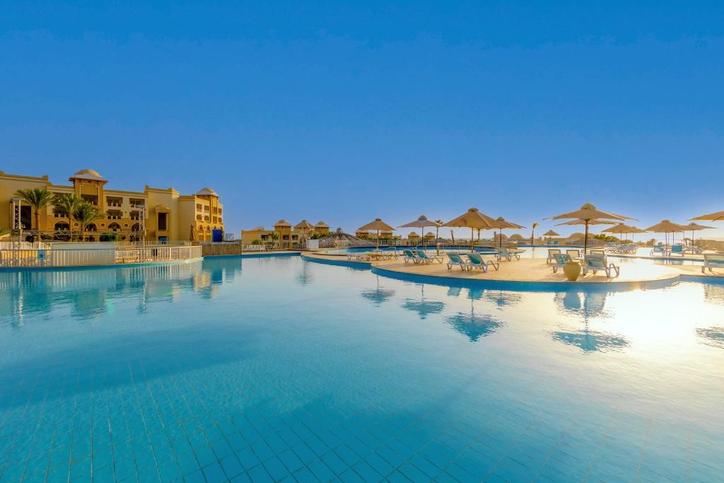 Hôtel Serenity Alpha Beach 5* pas cher photo 2