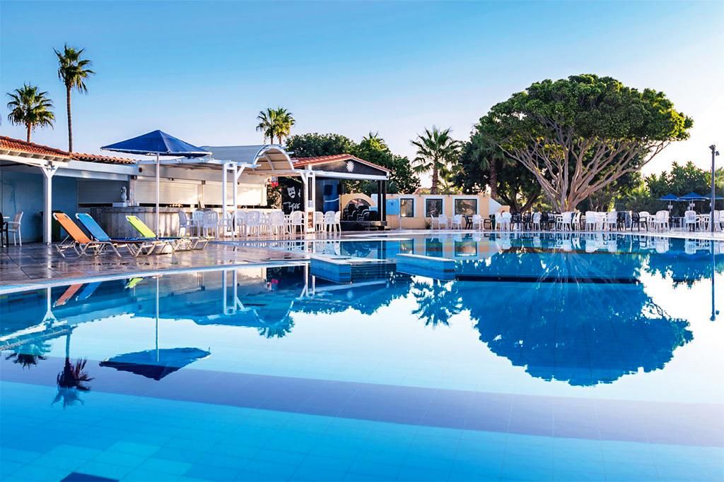 Atlantis Beach Hôtel 4* pas cher photo 3