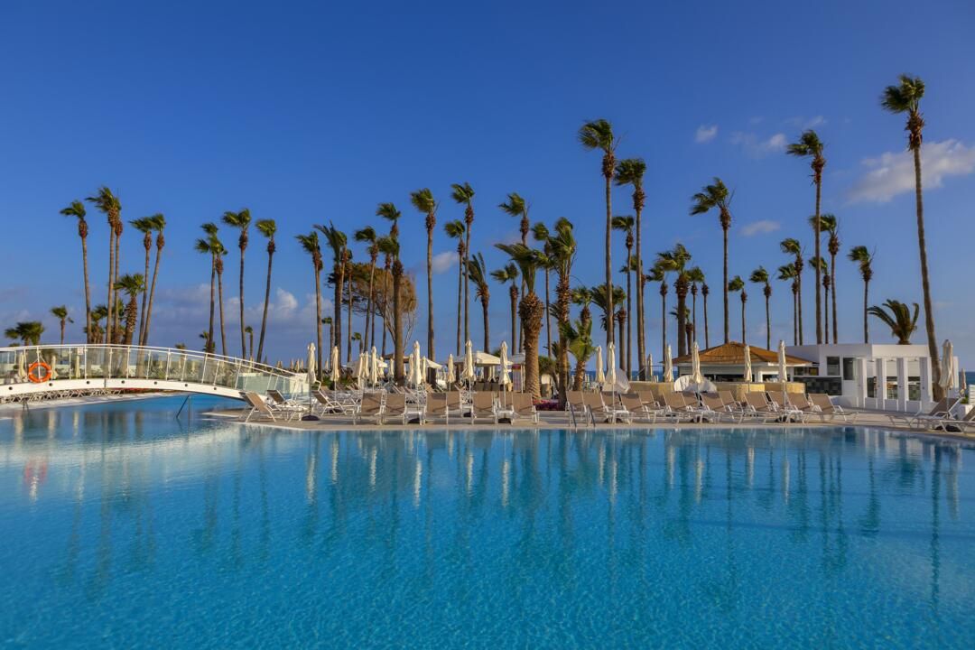 Hôtel Leonardo Cypria Maris 4* pas cher photo 2