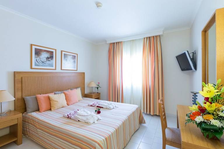 Appart'hôtel Grand Muthu Oura View Beach Club - 5* pas cher photo 5