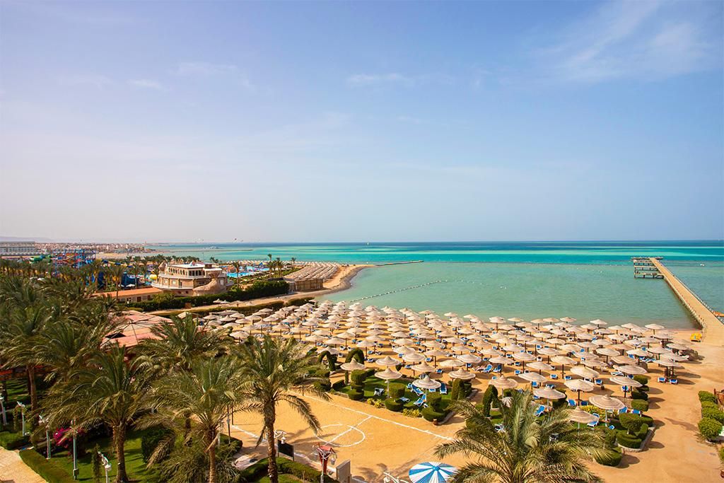 AMC Royal Hôtel et Spa 5* pas cher photo 1