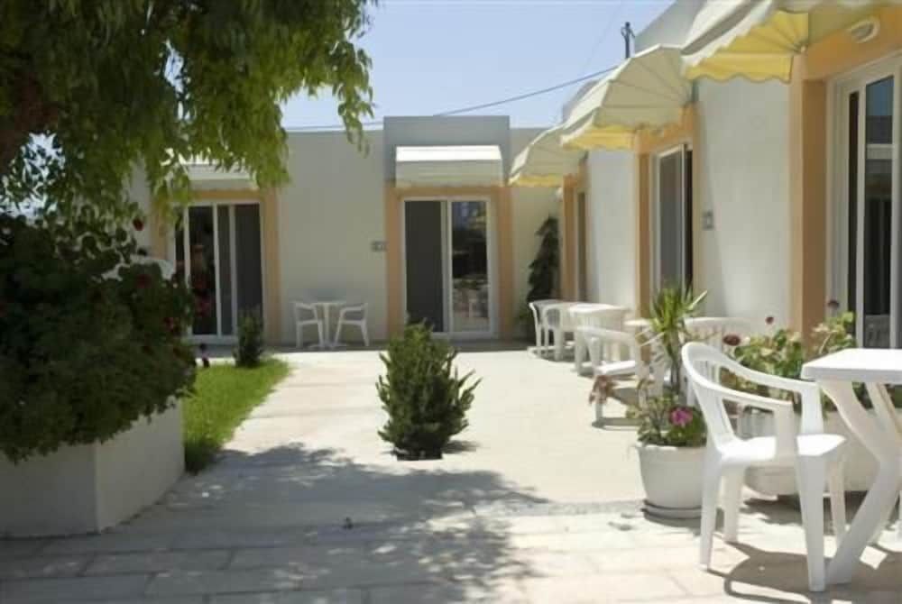 Meliton Hôtel 3* pas cher photo 3