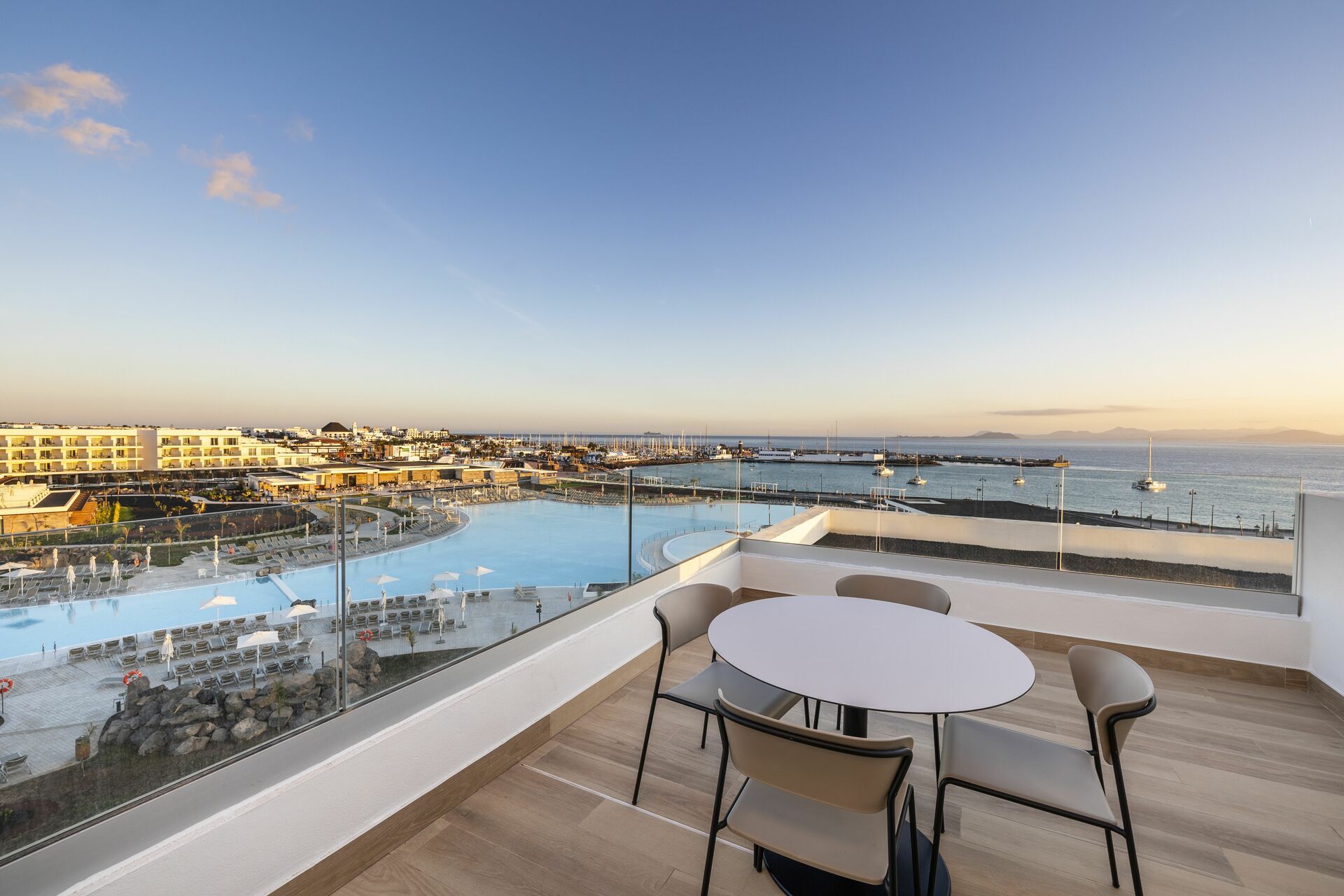 Jet Tours Signature Barcelo Playa Blanca 4* pas cher photo 3