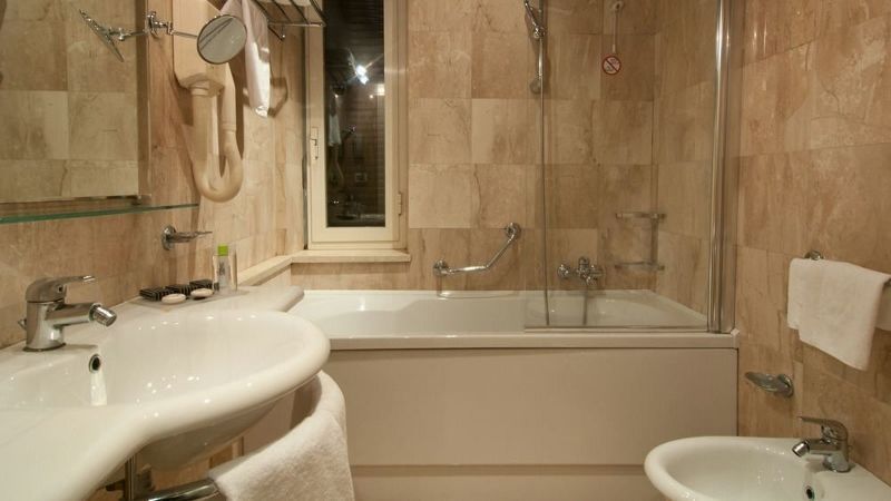 Ariston 4* « sans transfert » pas cher photo 9