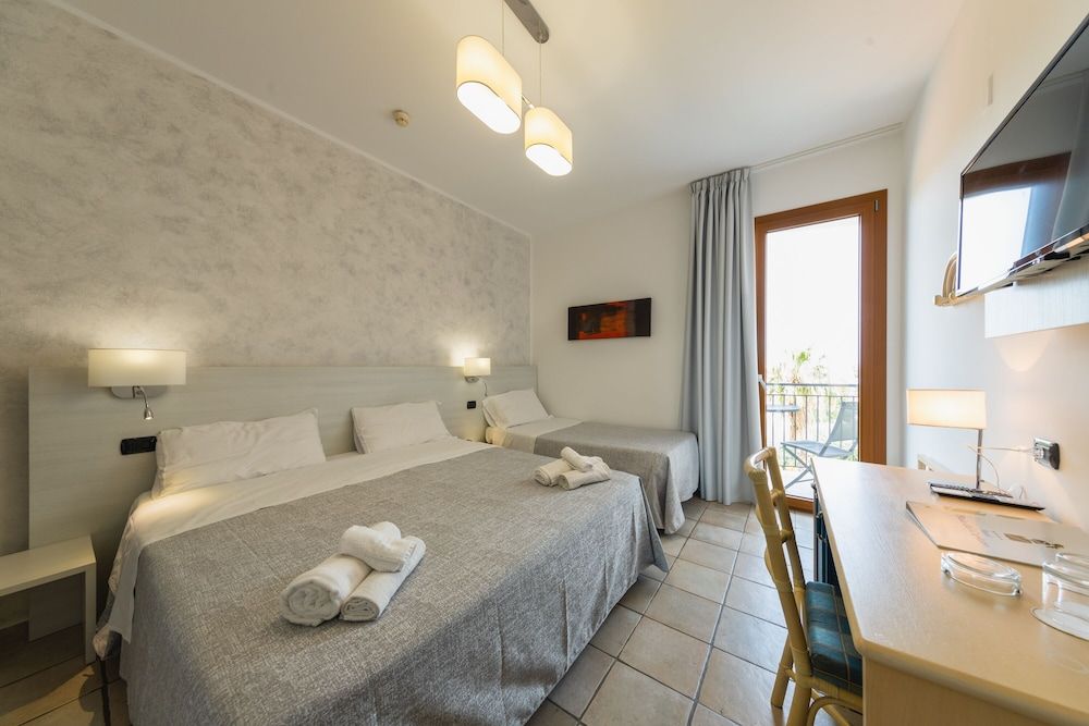 Hôtel Baia del Capitano 4* pas cher photo 15