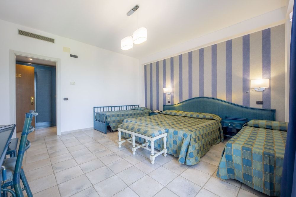 Hôtel Baia del Capitano 4* pas cher photo 24