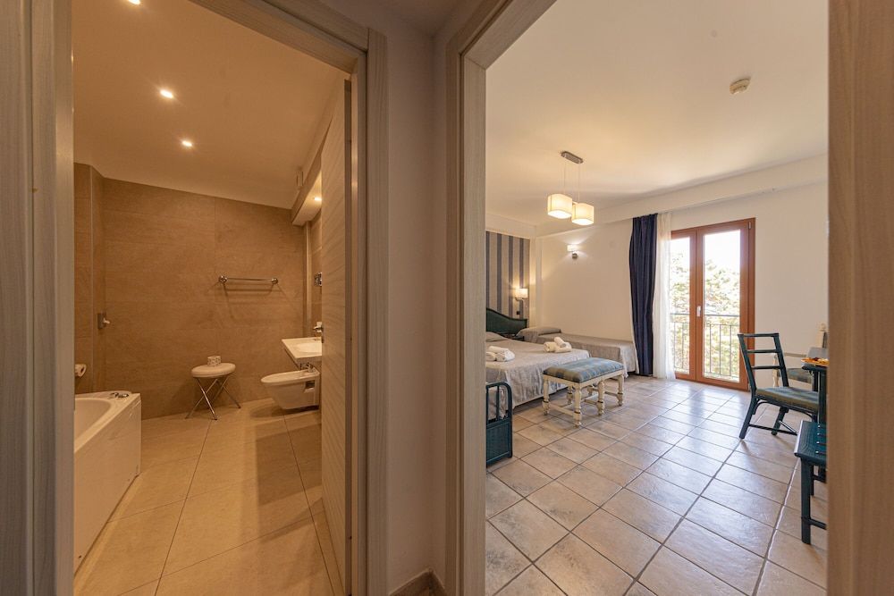 Hôtel Baia del Capitano 4* pas cher photo 30