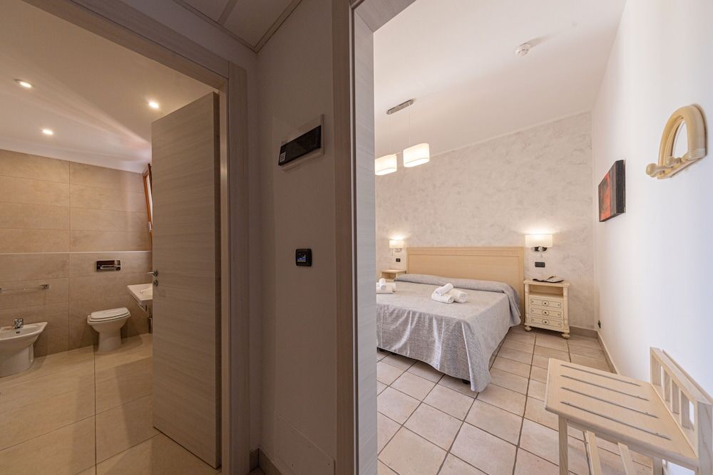 Hôtel Baia del Capitano 4* pas cher photo 85