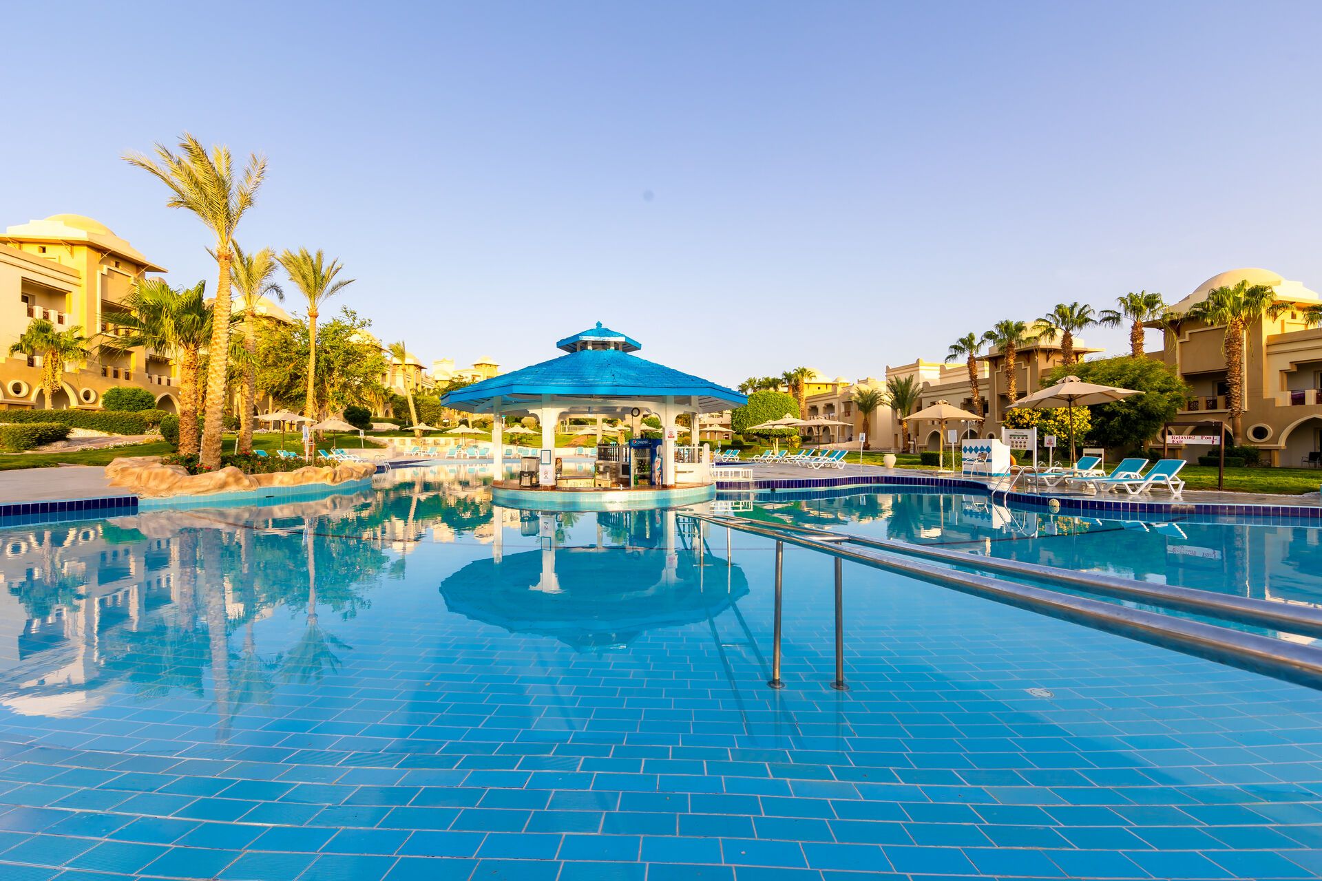 Serenity Alpha Beach 5* pas cher photo 11