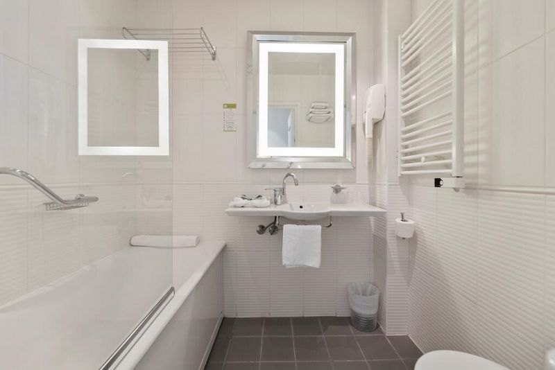 Napoléon 3* - Sans transfert pas cher photo 1