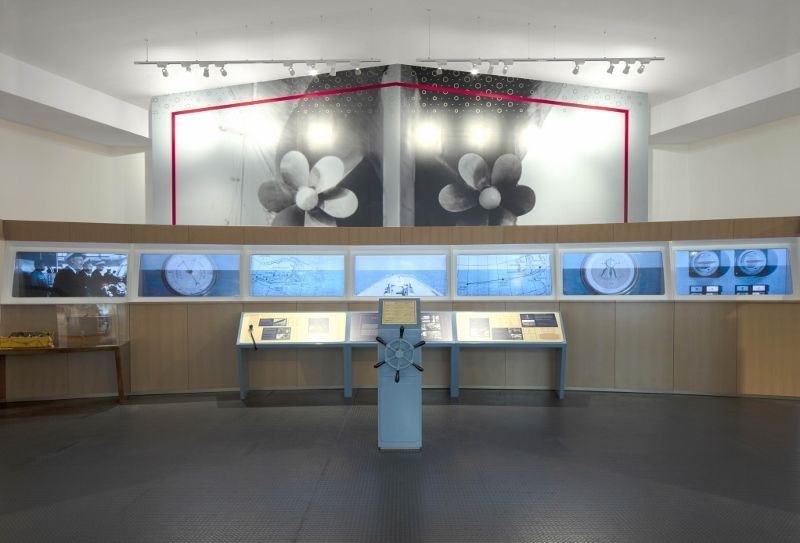 Queen Elisabeth II 4* pas cher photo 10