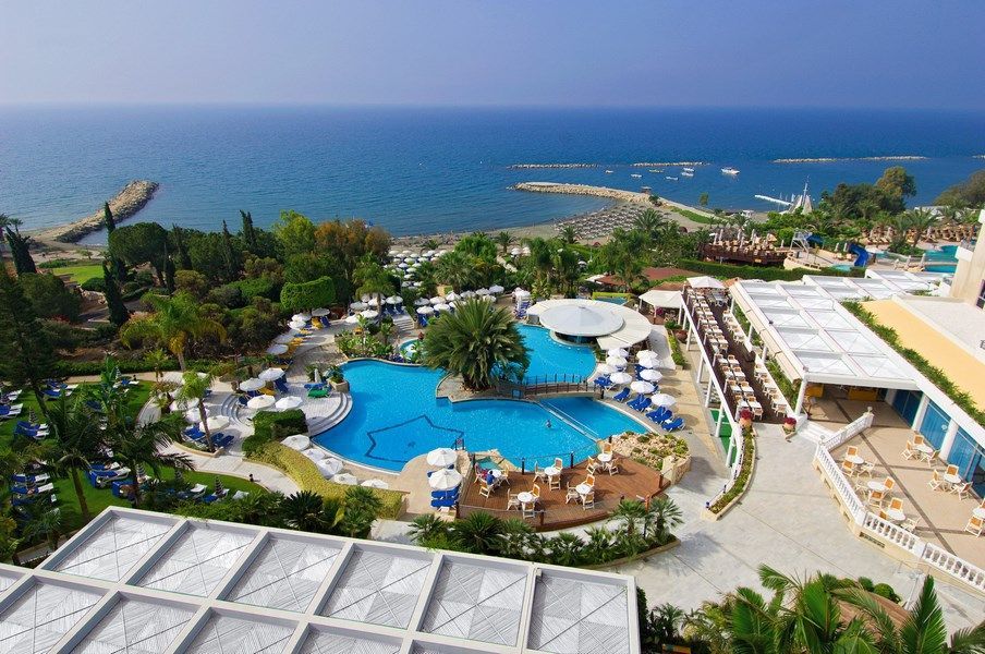 Mediterranean Beach Hotel 4* pas cher photo 2