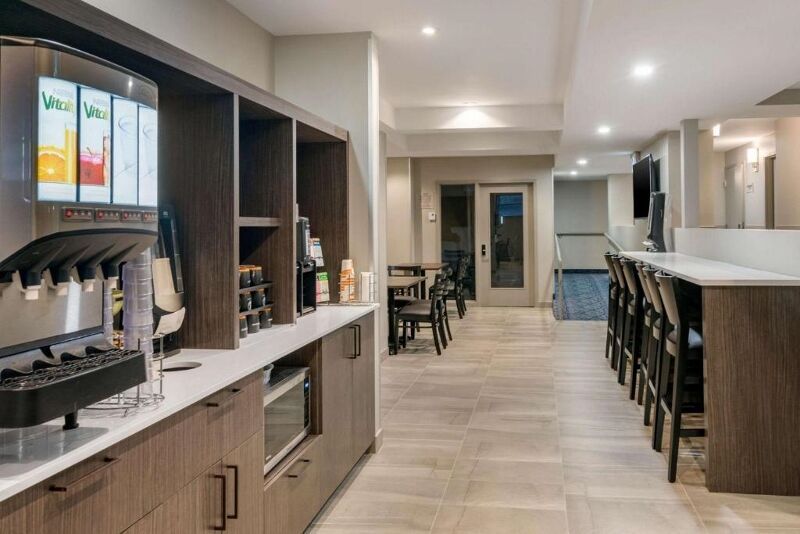 Quality Inn Centre-Ville 3* - Sans transfert pas cher photo 9