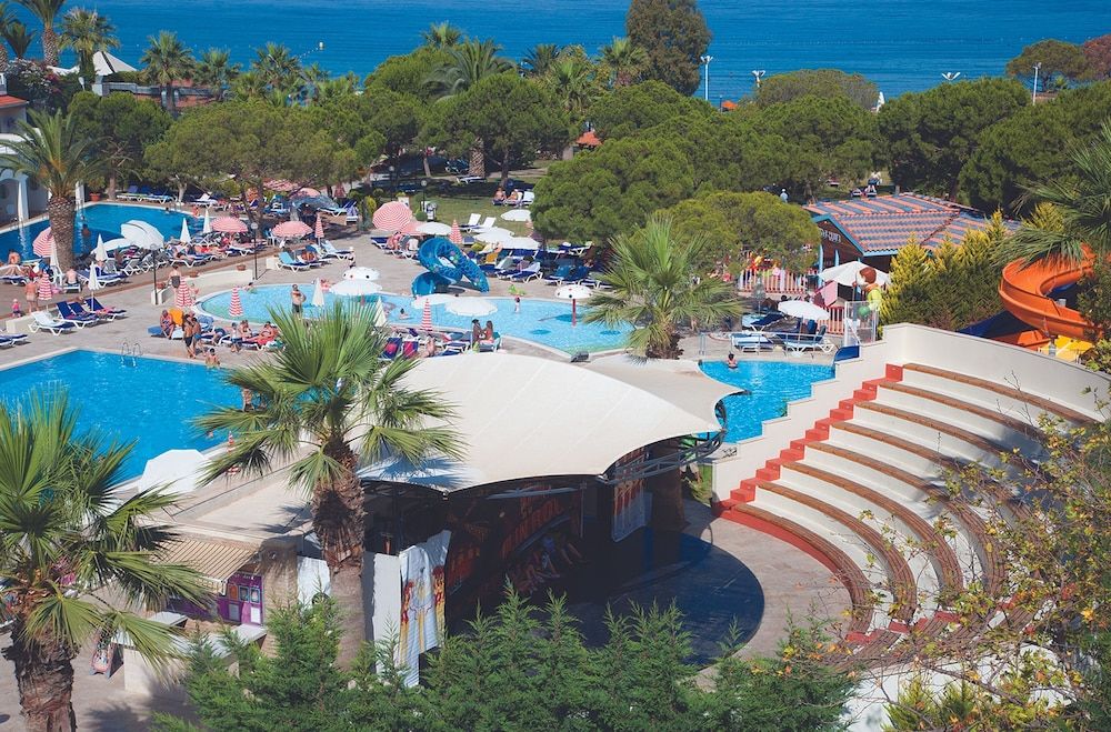 Hôtel Batihan Beach Resort et Spa 4* pas cher photo 2